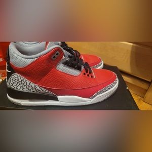 Jordan 3s Fire Red
